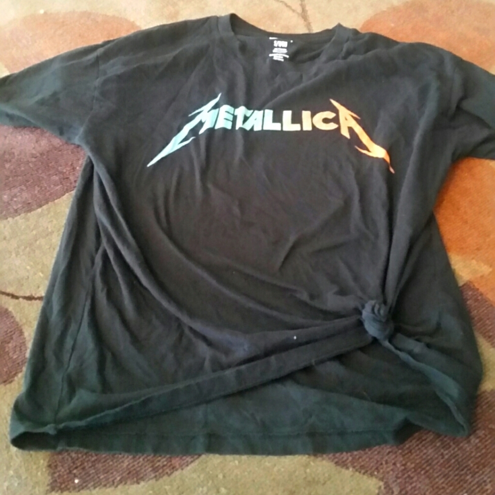 Metallica shirt
